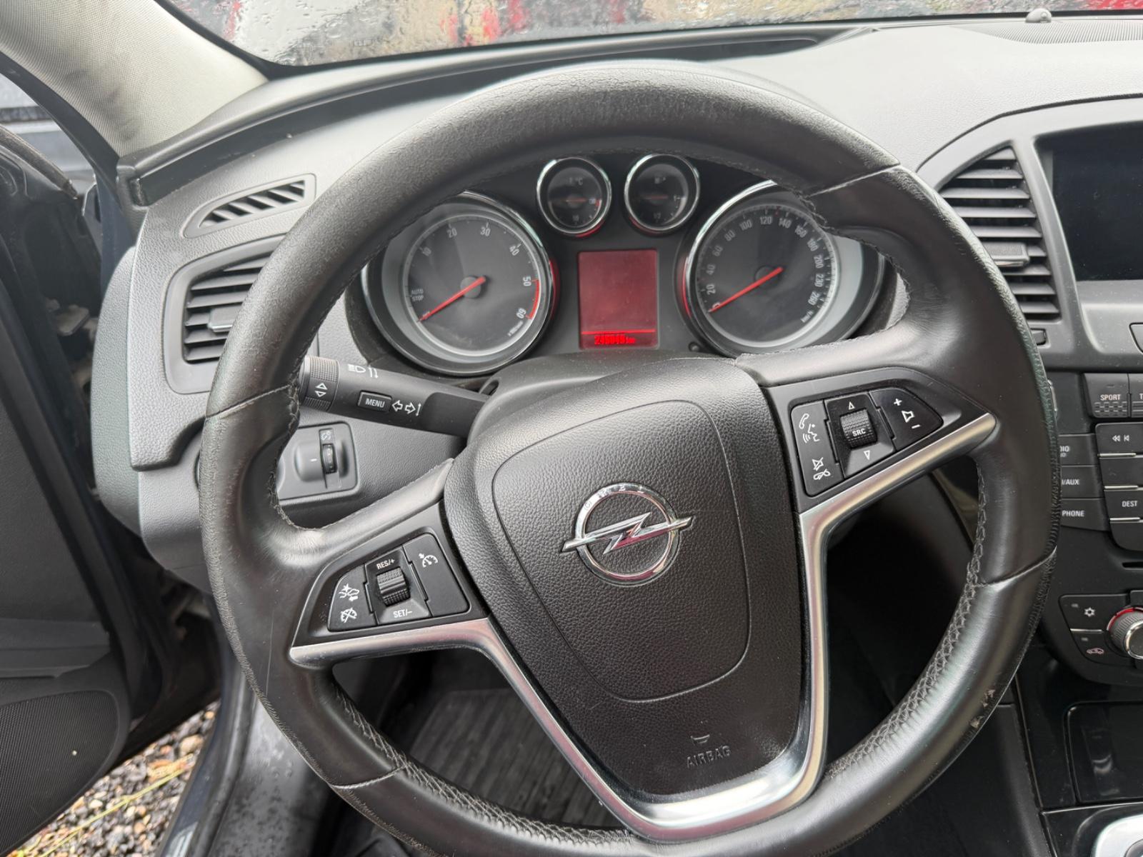 Opel Insignia 2012 — photo 5