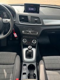 Audi Q3 - 11