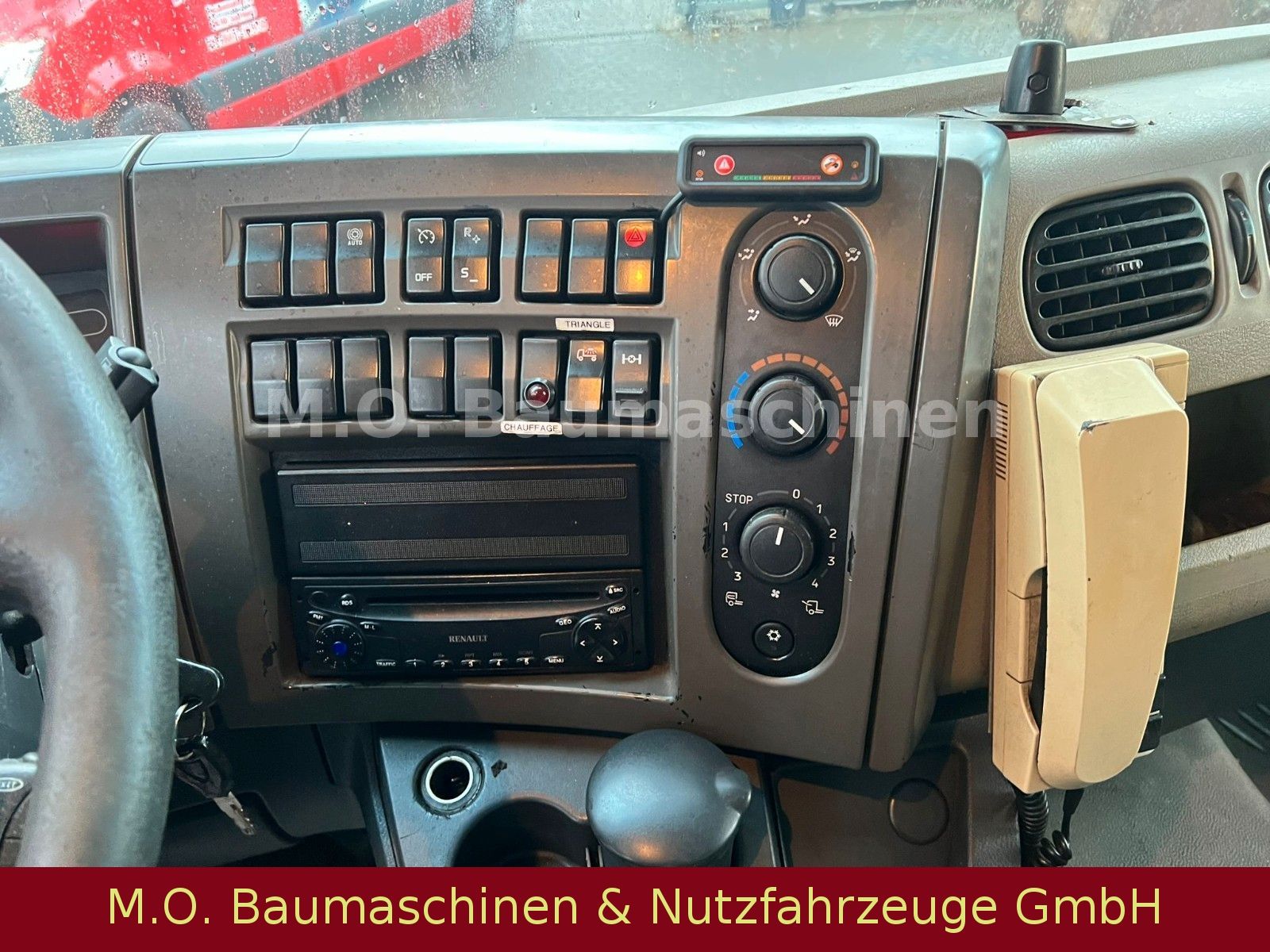 Fahrzeugabbildung Renault Midlum 220 DXI / Mannschaftswagen /