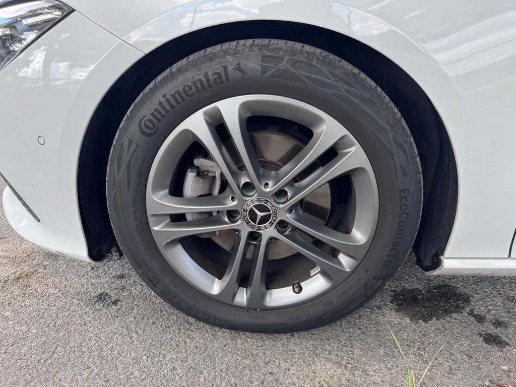 Mercedes-Benz CLA 200 Shooting Brake