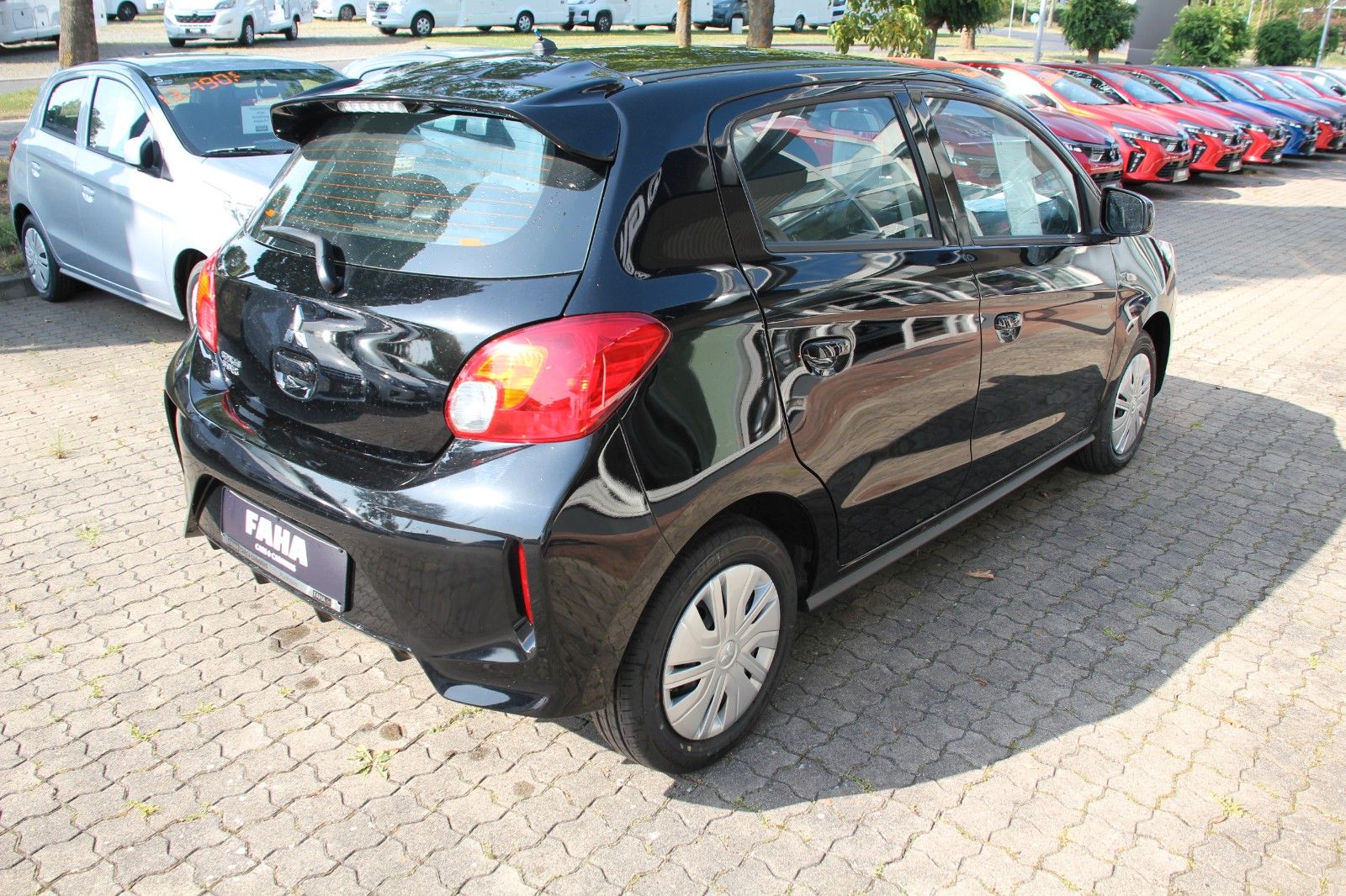 Fahrzeugabbildung Mitsubishi Space Star Select