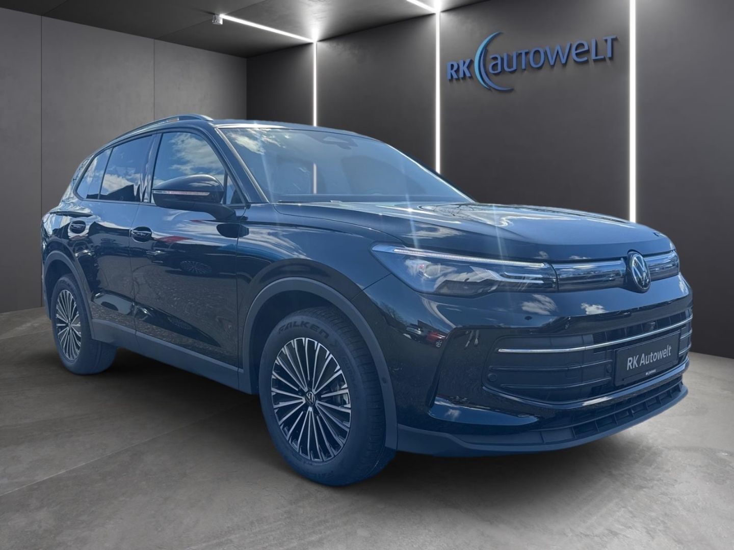 Volkswagen Tiguan Goal 2.0 TDI DSG LED Navi AHK 18 Zoll Cli foto 2