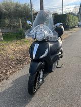Piaggio Beverly 300 - PIAGGIO MOFA