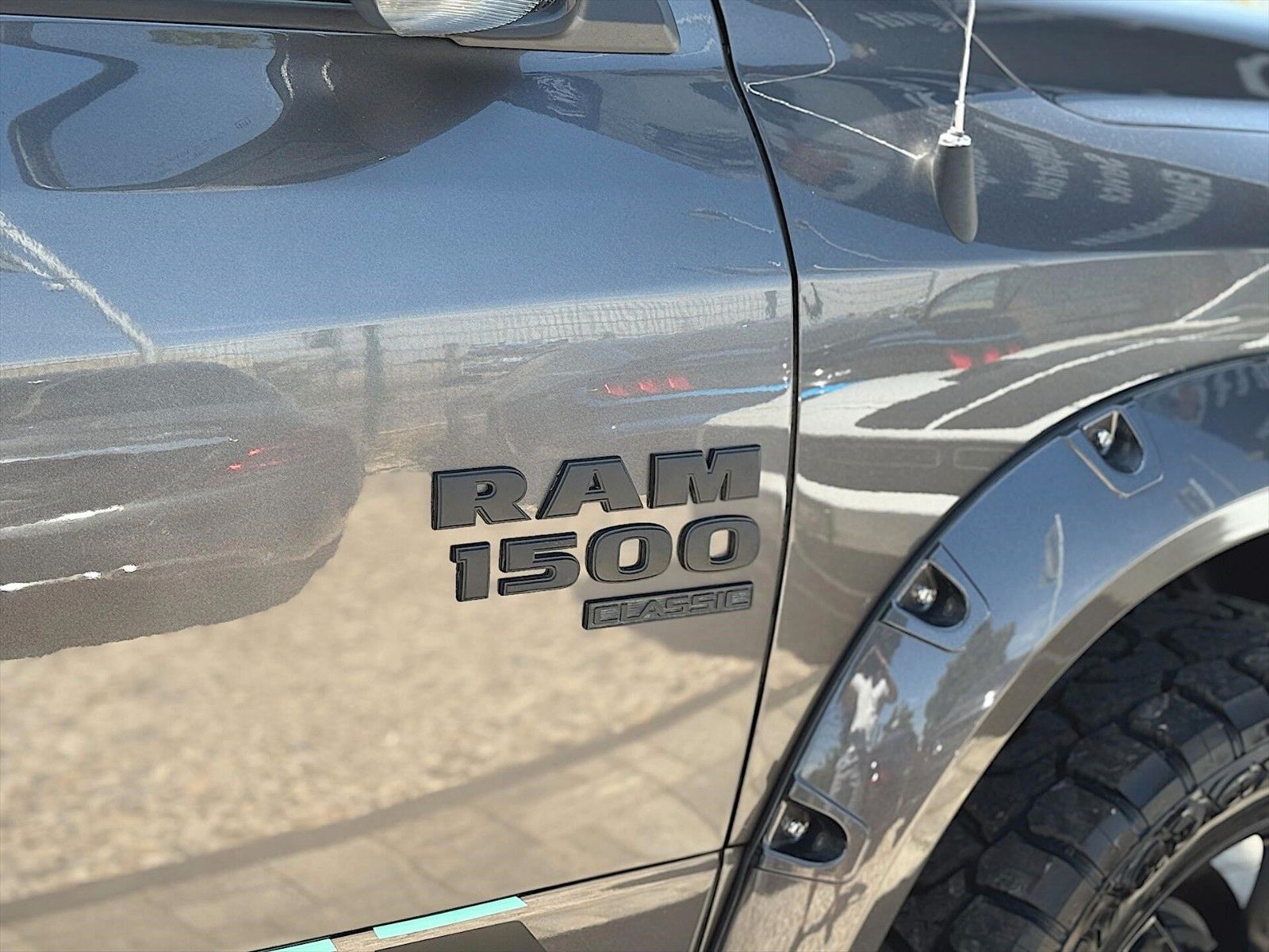 Fahrzeugabbildung Dodge RAM 5.7 V8 HEMI SPORT Offroad NIGHT 4x4 RAM BOX