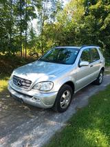 Mercedes-Benz Mercedes Ml 270 2 Hand TÜV Neu - Mercedes-Benz ML 270 in Bremen
