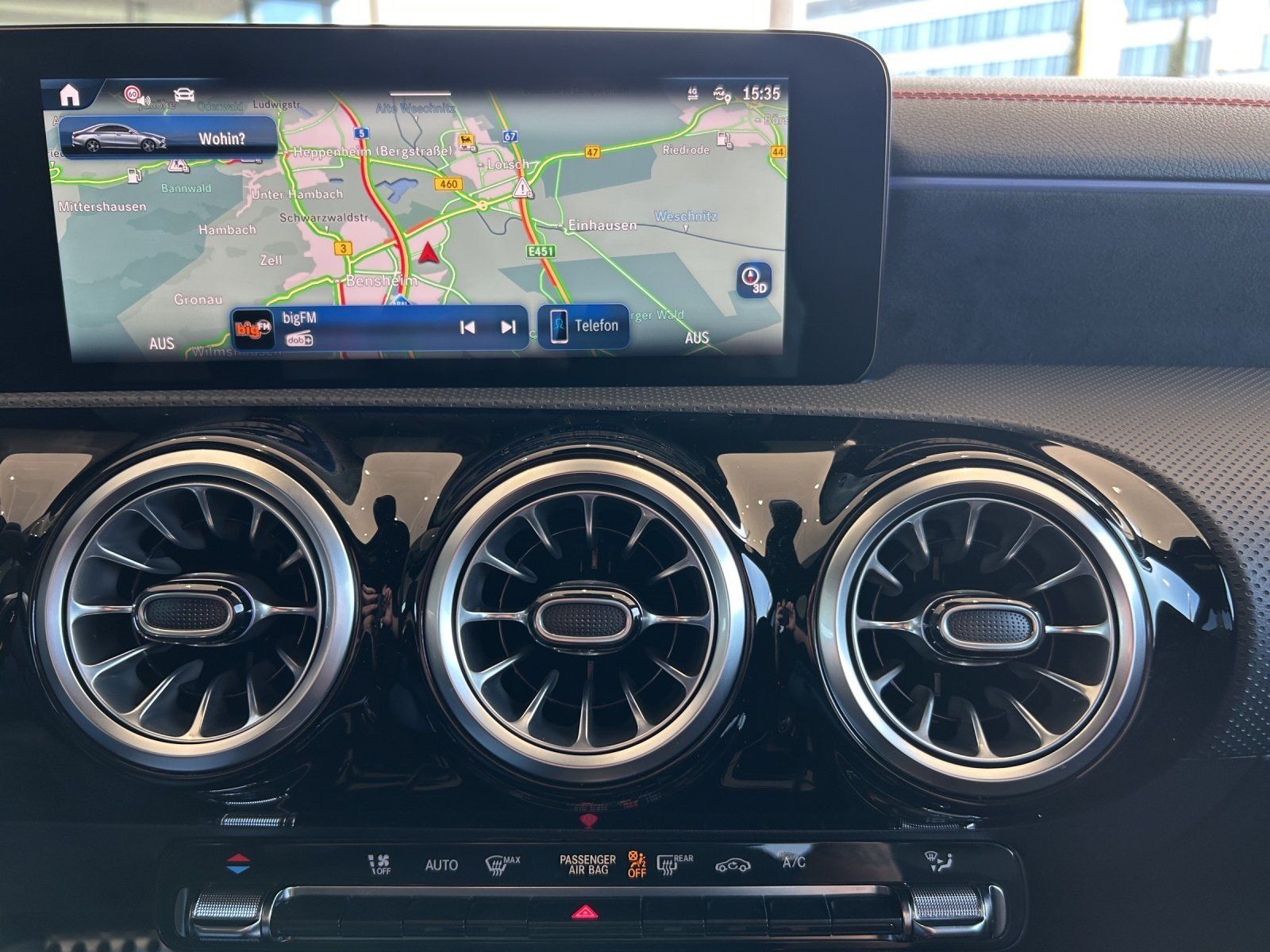 Fahrzeugabbildung Mercedes-Benz CLA 220 d Coupé AMG Pano DISTR KeyGo MULTIBEAM