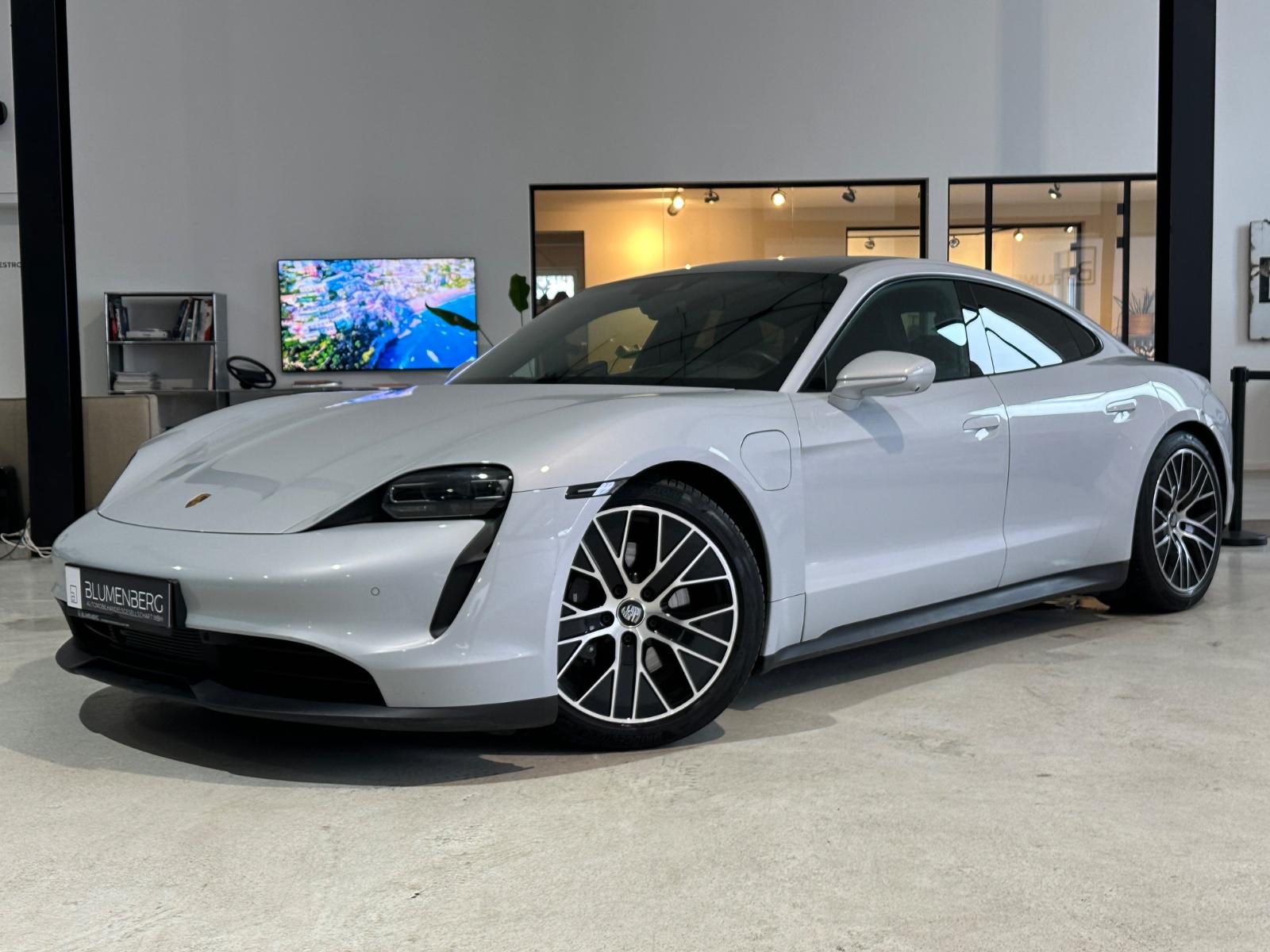Porsche Taycan *Pano,BOSE,ACC,Chrono,Luft,Apple,Leder*