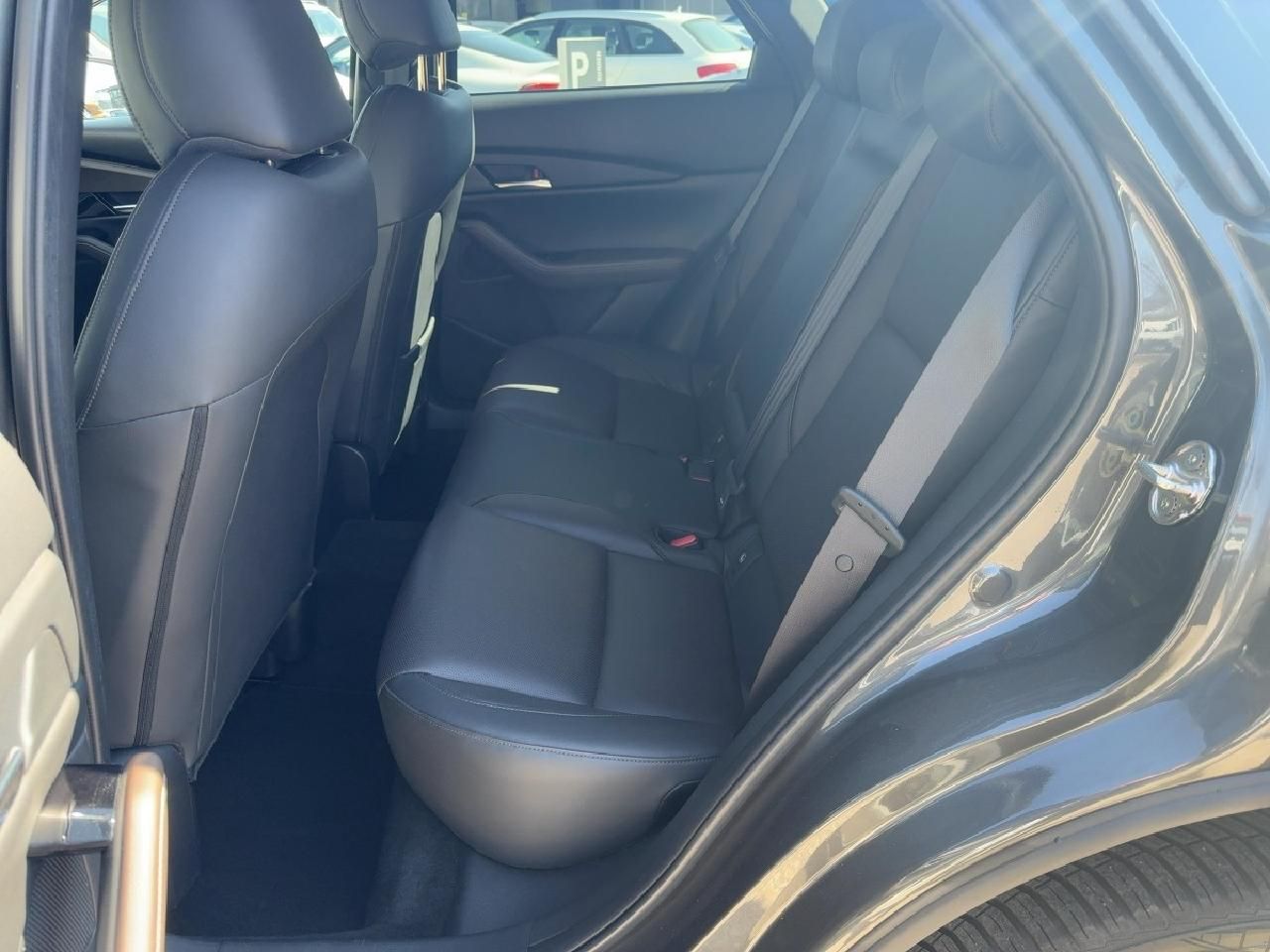 Fahrzeugabbildung Mazda CX-30 Selection AWD + AHK