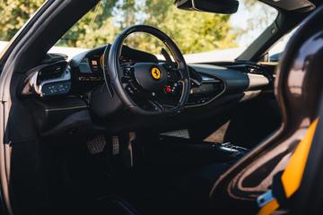 صورة مصغرة 14 لـ 2021 Ferrari SF90