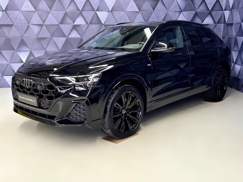 Image of Audi Q8