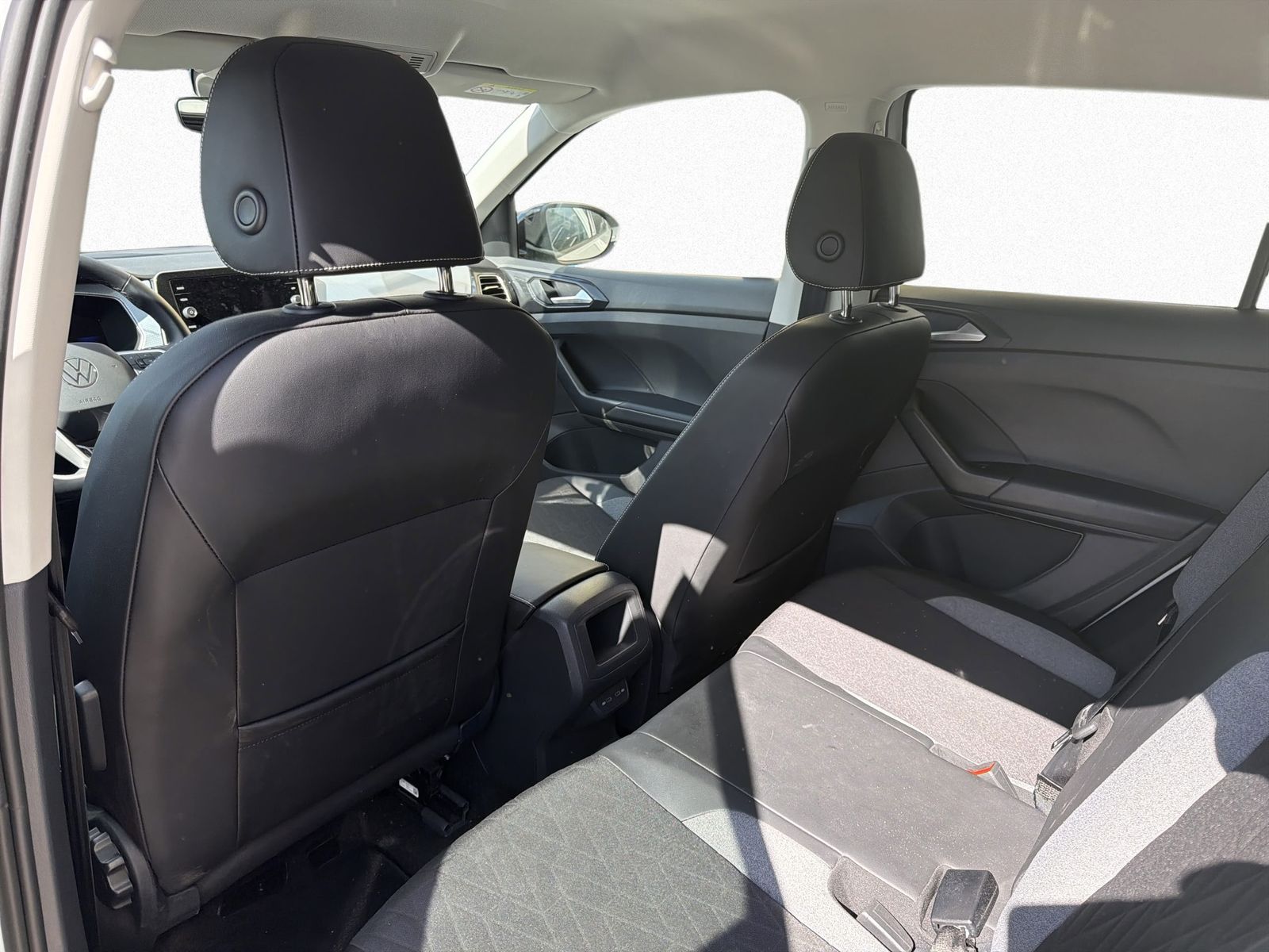 Volkswagen T-Cross - Bild 9