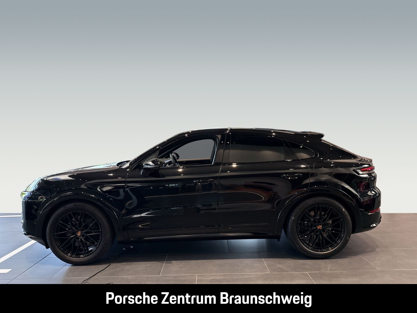 Porsche Cayenne E-Hybrid Coupe Black Edition HA-Lenkung imagem 2