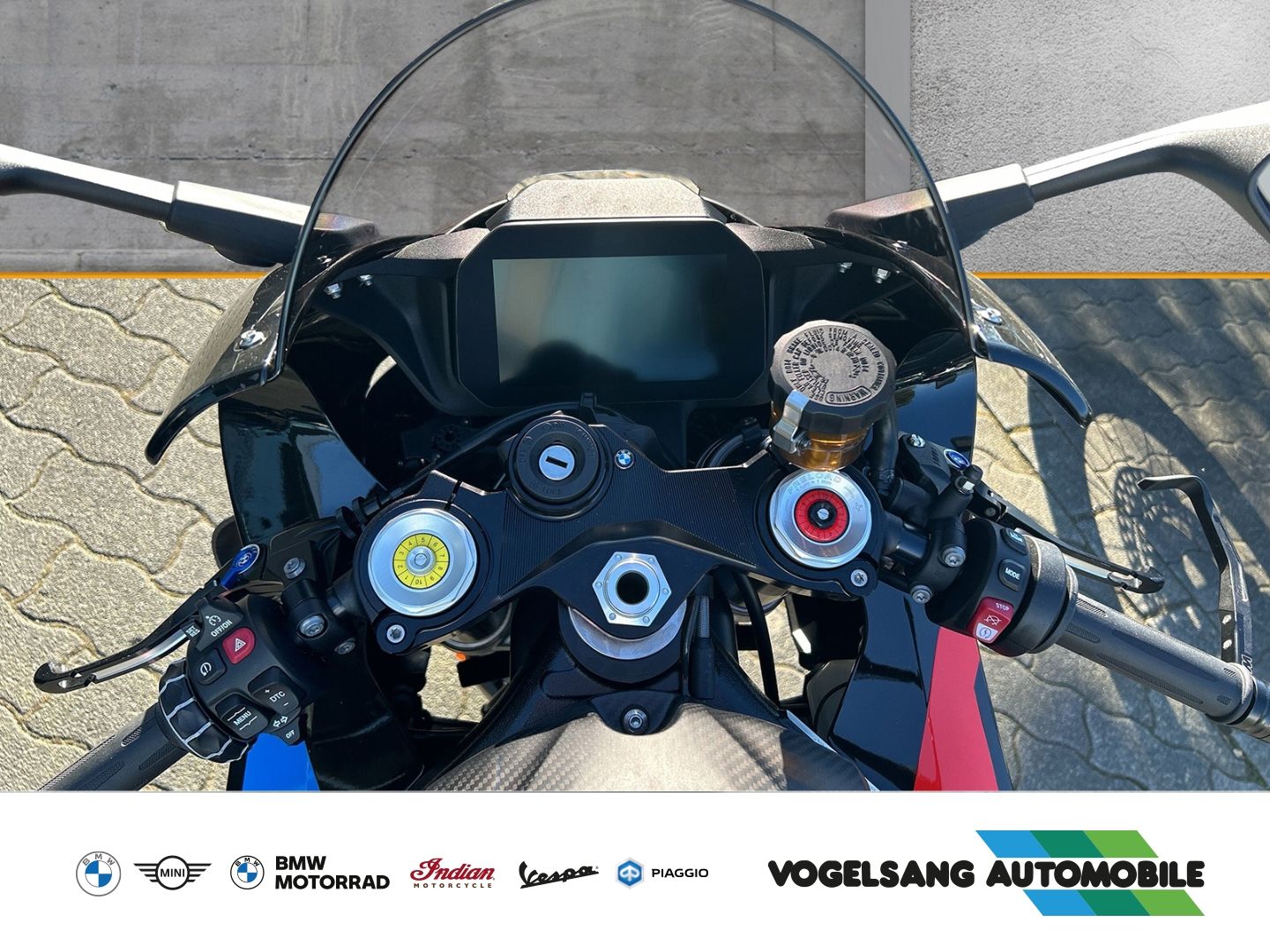 Fahrzeugabbildung BMW M 1000 RR Race-Paket, Dynamik-Paket, Frästeile-P