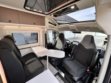 Westfalia Columbus 540 D Aufstelldach 350WP SOLAR SKYVIEW