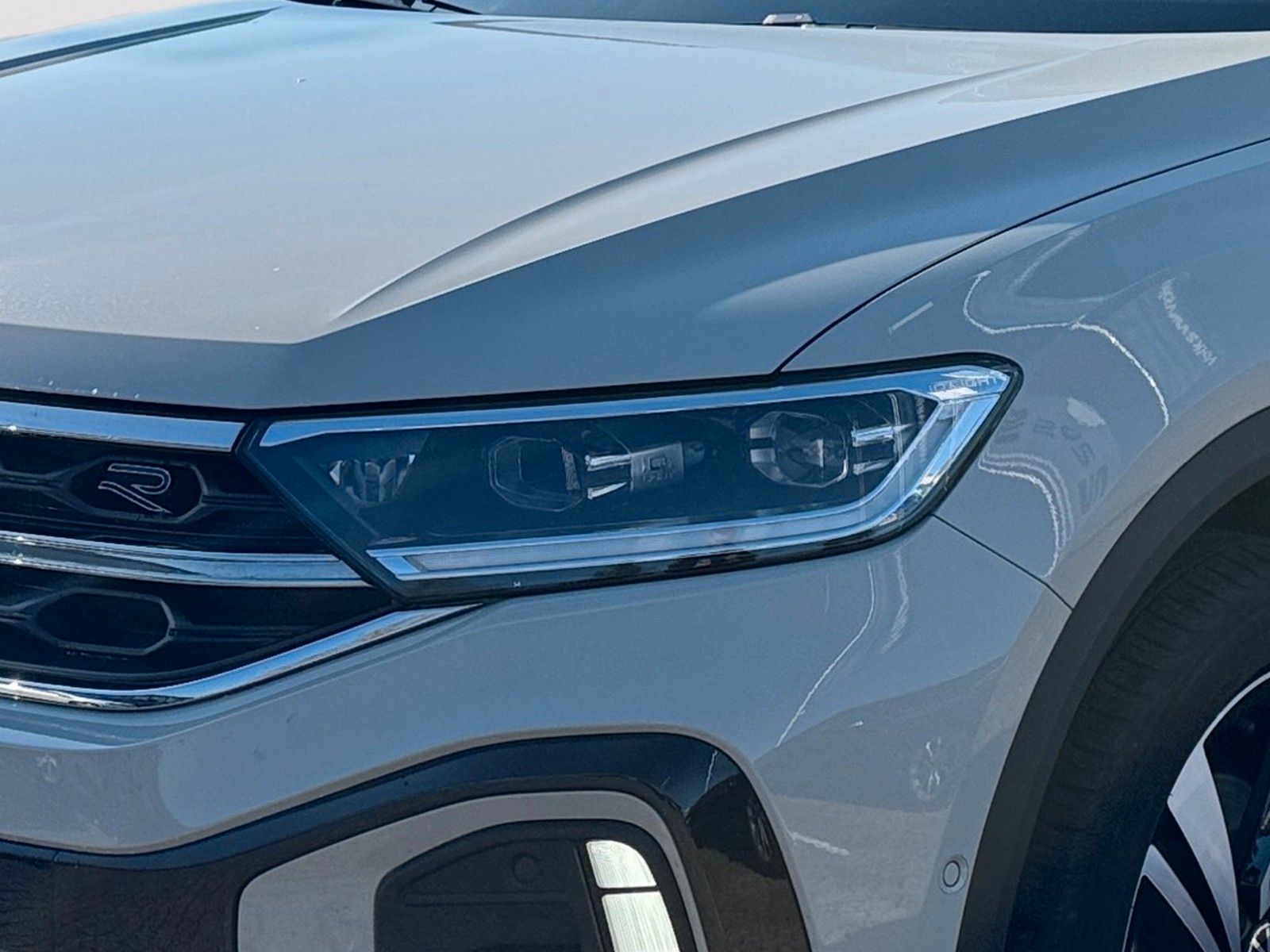 Fahrzeugabbildung Volkswagen T-Roc R-Line