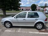 Volkswagen Golf 1.6 Basis/ NEU TÜV - Volkswagen aus 2001