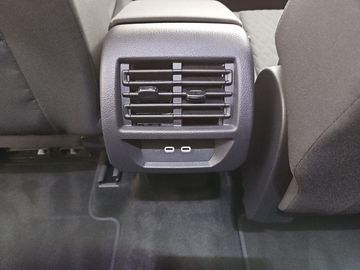 Volkswagen Caddy - 12