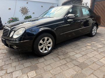 Mercedes E 320 - 2