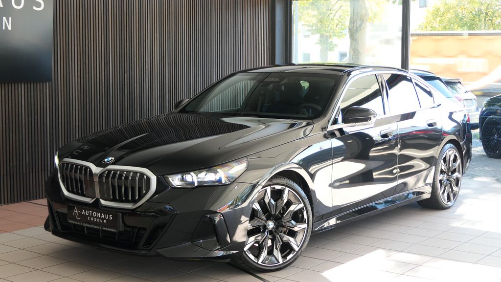 Image of BMW 540