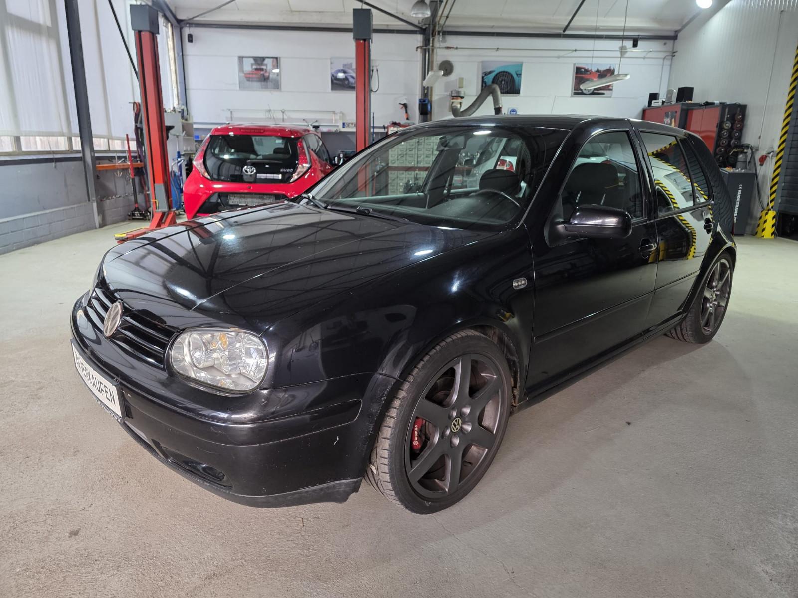 Volkswagen Golf 1.8