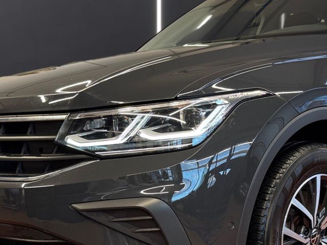 Tiguan Life 1.4 eHybrid DSG LED Matrix Navi AHK
