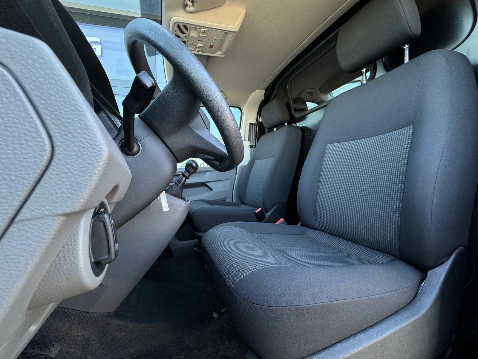 Volkswagen T6.1 Transporter 2.0 TDI/APP/SITZHZG/KLIMAANLAGE