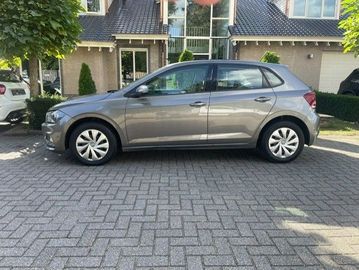 Volkswagen Polo - 2