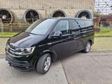 Volkswagen T6 Multivan mit Camping Zubehör - Volkswagen: Multivan Camping