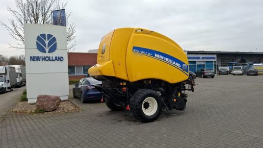 New Holland RB 180