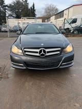 Mercedes-Benz C 220 C Coupe C 220 CDI BlueEfficiency - Mercedes-Benz C 220: Automatik