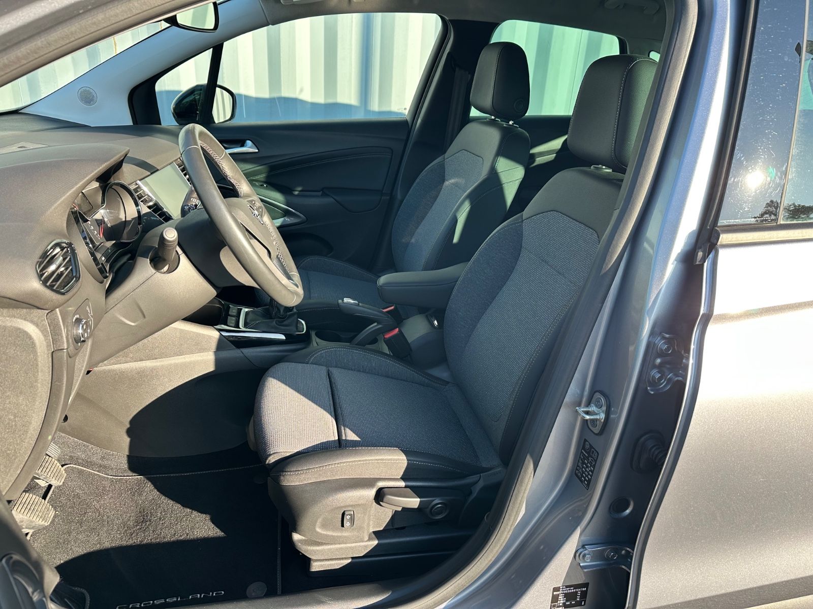 Fahrzeugabbildung Opel Crossland Elegance Kamera*Sitzh.*Frontsch.beheiz