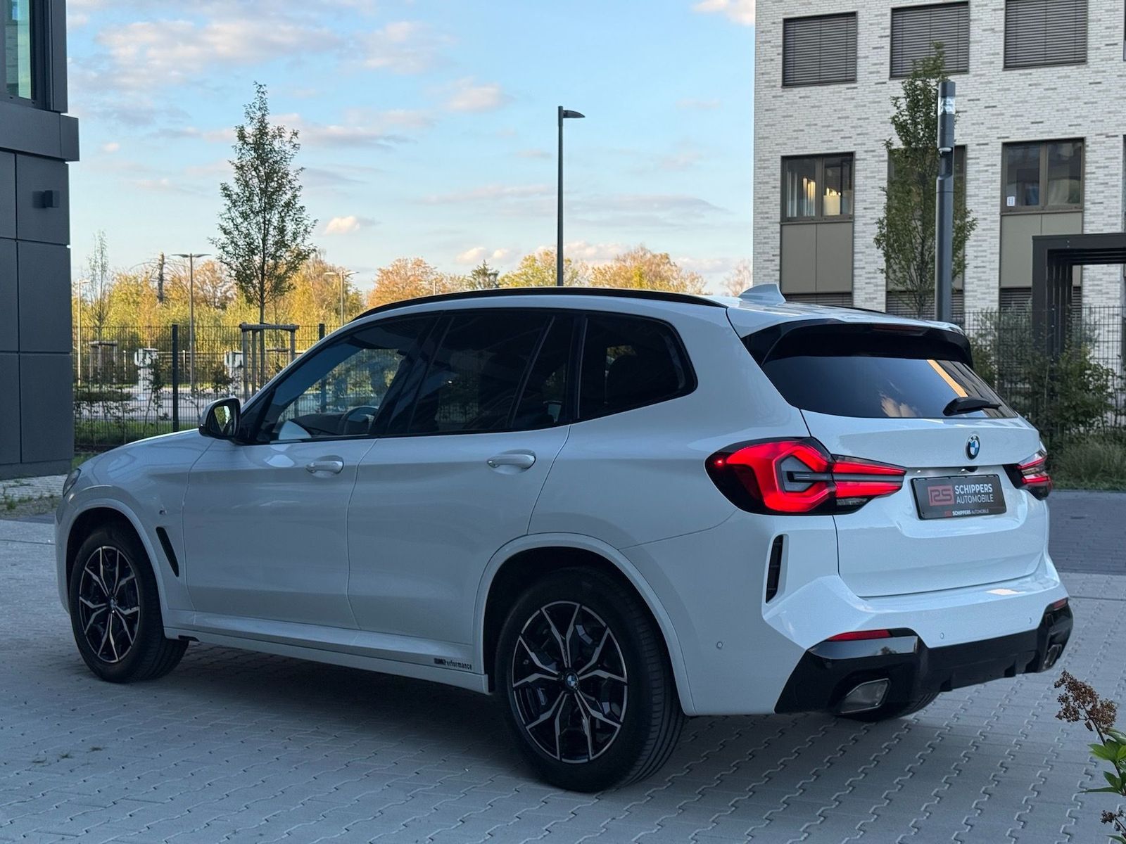 Fahrzeugabbildung BMW X3 20d xD M-SPORT|AHK|KAMERA|GARANTIE BIS 7/2029