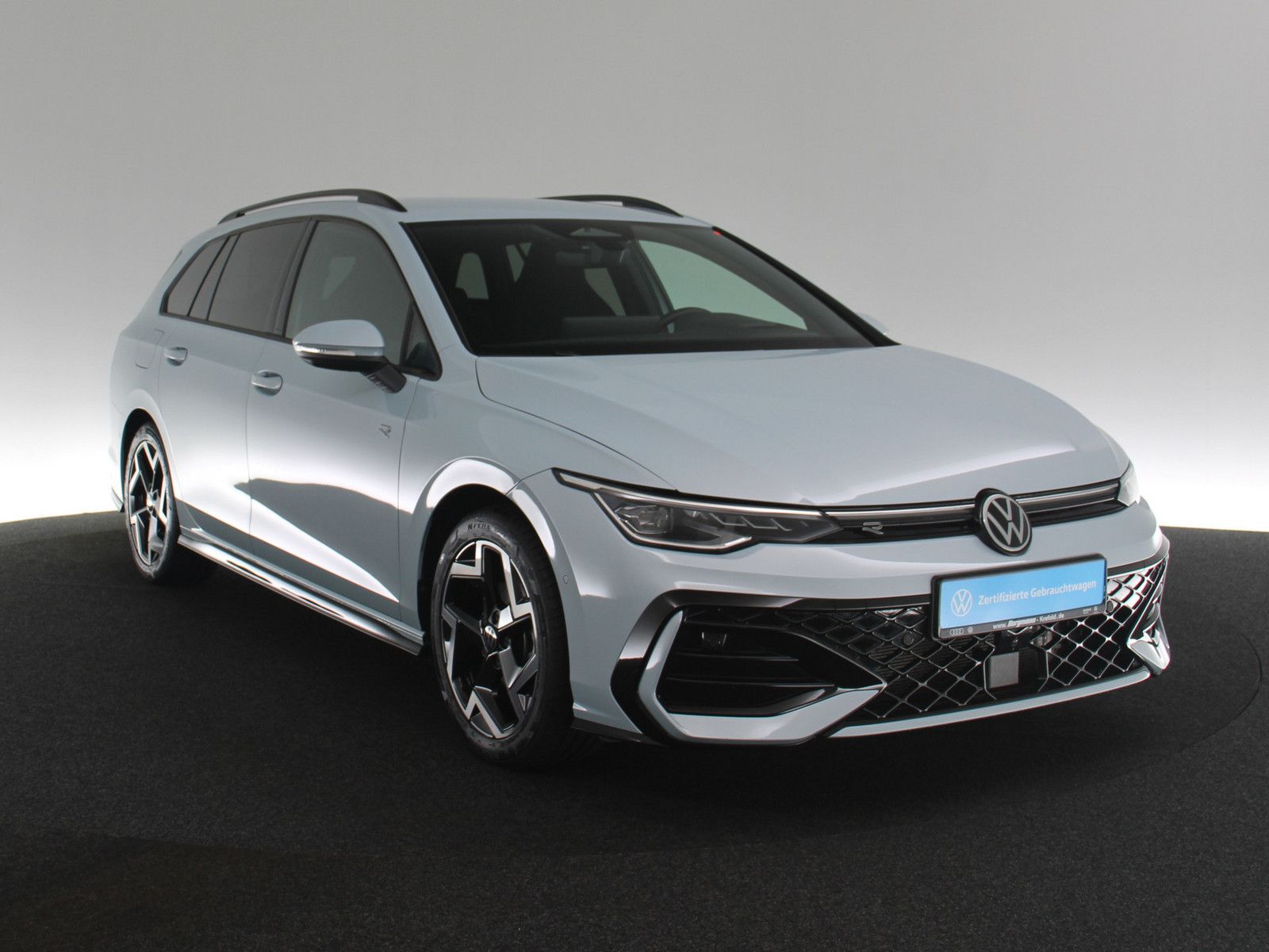 Volkswagen Golf VIII 1.5 eTSI R-Line AHK 360° MATRIX-LED foto 3