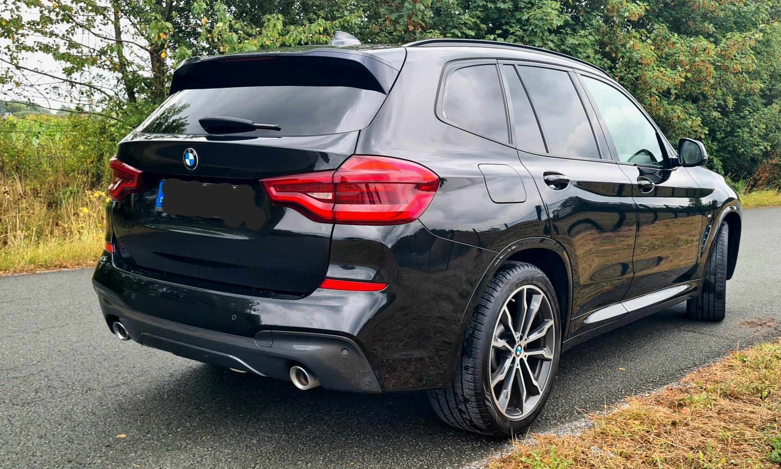 BMW X3 xDrive20d M-Packet Automatik Pano