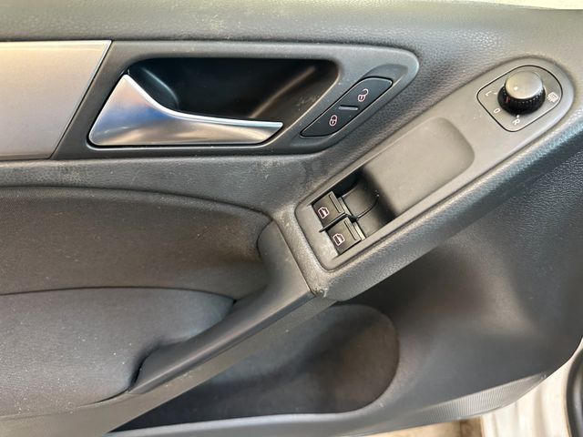 Volkswagen Golf VI Trendline *DSG*