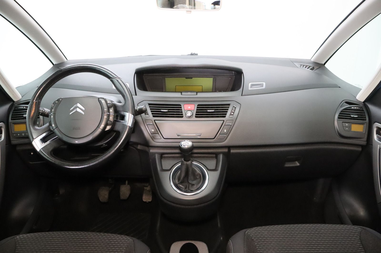 Fahrzeugabbildung Citroën C4 Picasso 1.8 16V Tendance aus 1. Hand