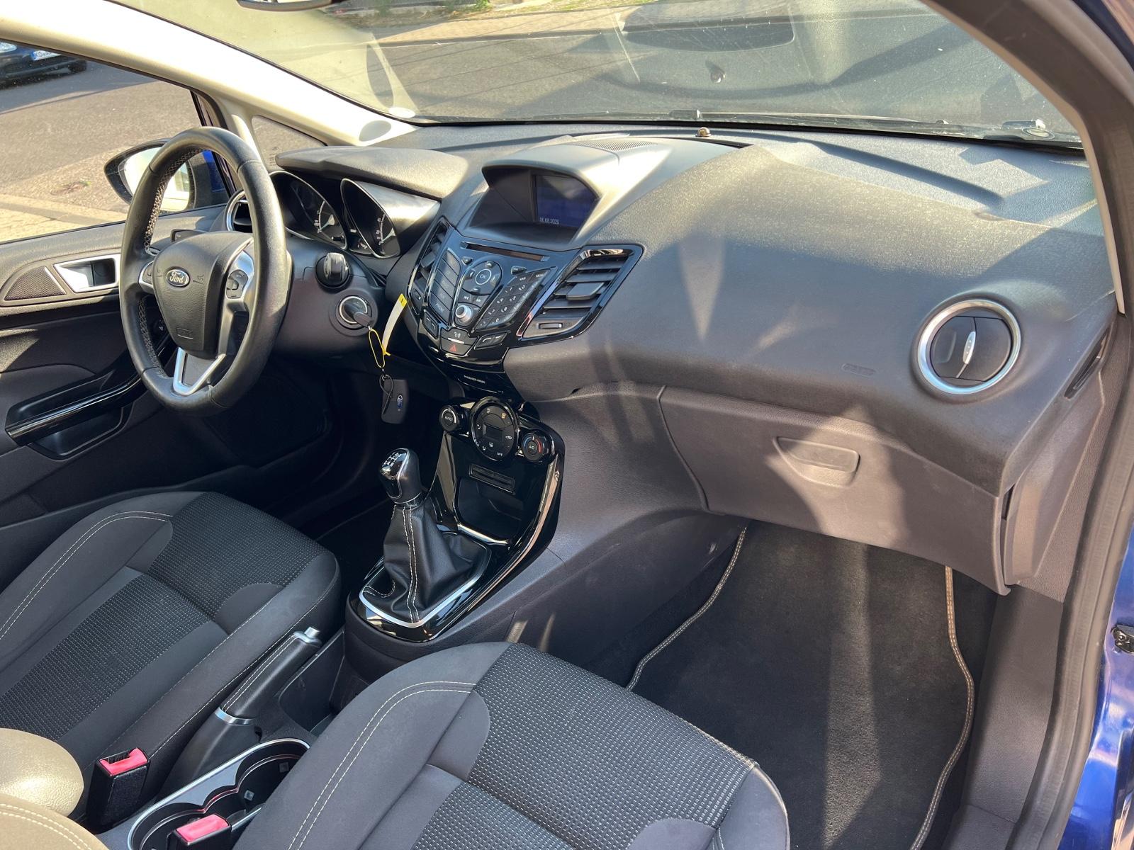 Ford Fiesta Titanium*Navi*Klimaautomatik