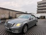 Mercedes-Benz E 350 E Limousine E 350 CGI BlueEfficiency W212 - Mercedes-Benz E-Klasse: 212