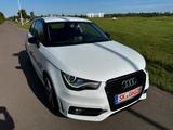Audi A1 attraction*S-LINE*NAVI*XENON*SITZHEIZUNG* - Audi A1 in Halle