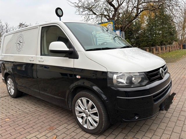 Volkswagen T5 Transporter Kasten TDI / Klima / AHK