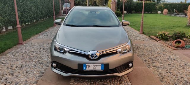 Toyota Auris 1.8 Hybrid Business