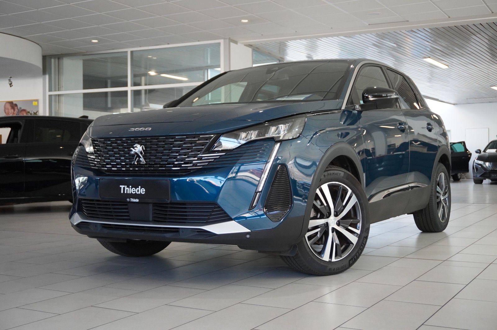 Fahrzeugabbildung Peugeot 3008 1.2T ALLURE PACK NAVI/LED/KAMERA/SPORT/DAB+
