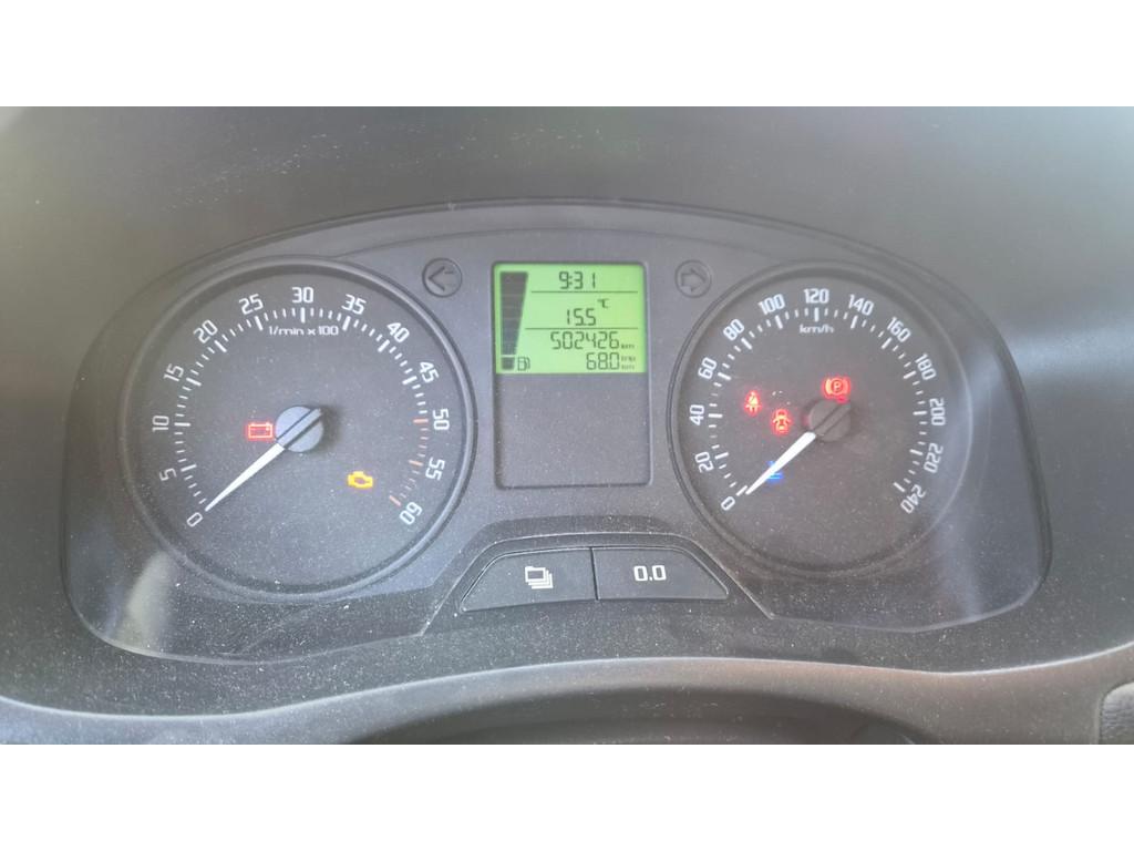 Skoda Fabia 2012 — photo 15