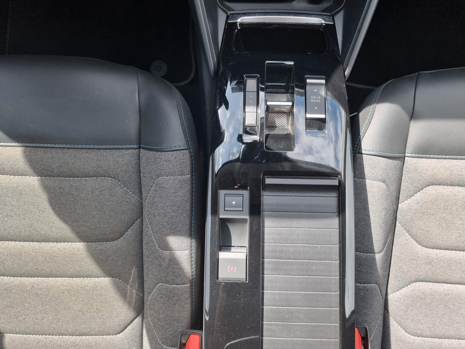 Citroën ë-C4 Lim. Feel Pack *KLIMA*TEMPO*CAM*NAVI*SHZ