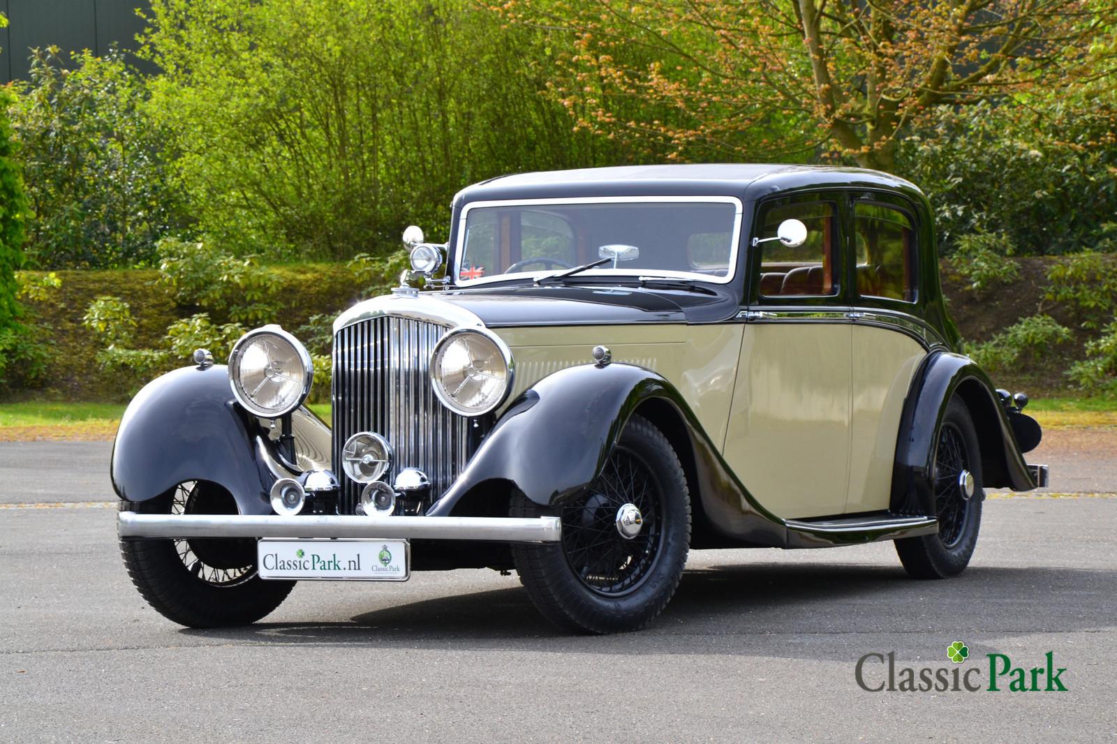Bentley 3 ½ Litre Hooper Sports Saloon (Derby)