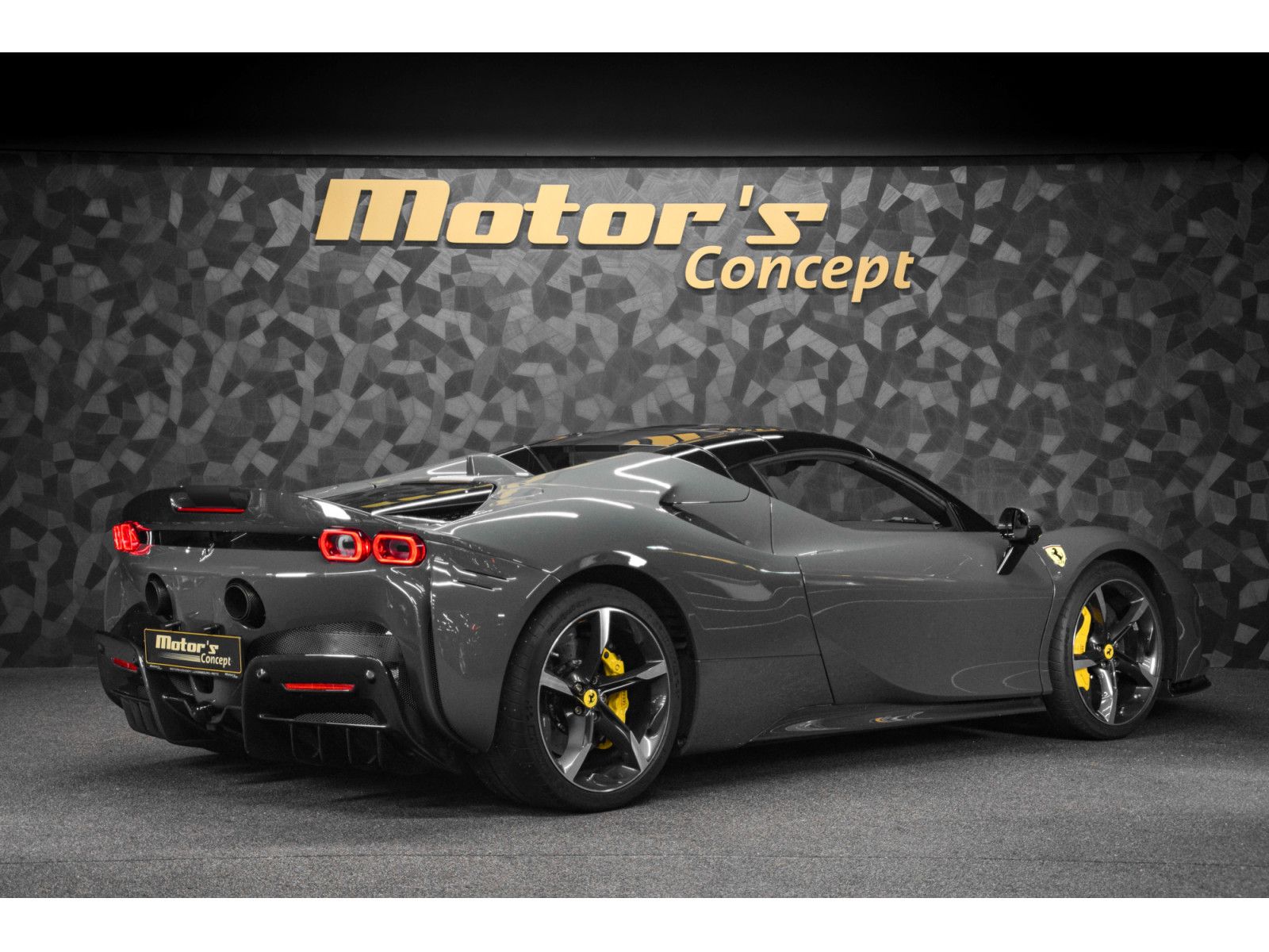 Ferrari SF90 Spider V8 - ASSETTO FIORANO - FULL CARBON imagem 3