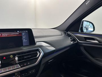 BMW X4 - 11