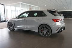 AUDI RS3 Sportback | Schalensitze | Carbon | Keramik AUDI RS3 Sportback | Schalensitze | Carbon | Keramik