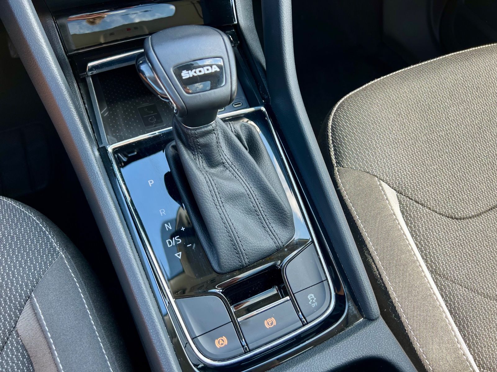 SKODA Kodiaq Ambition 7-SITZE AAC SCHIEBEDACH KAMERA