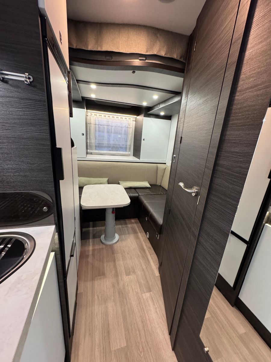 Fahrzeugabbildung Benimar Mileo M282 LOUNGE LUFTFEDERUNG SOLAR TV SAT AHK